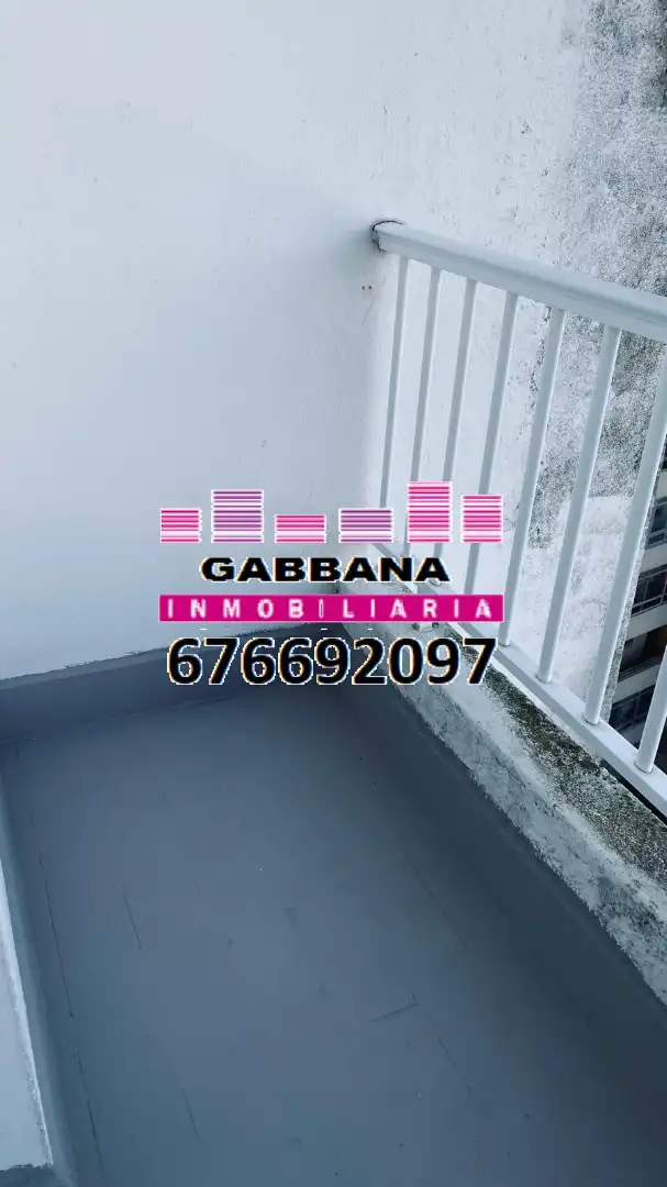 Piso de alquiler en Rúa do Conde de Torrecedeira, 80, Berbés - Peritos