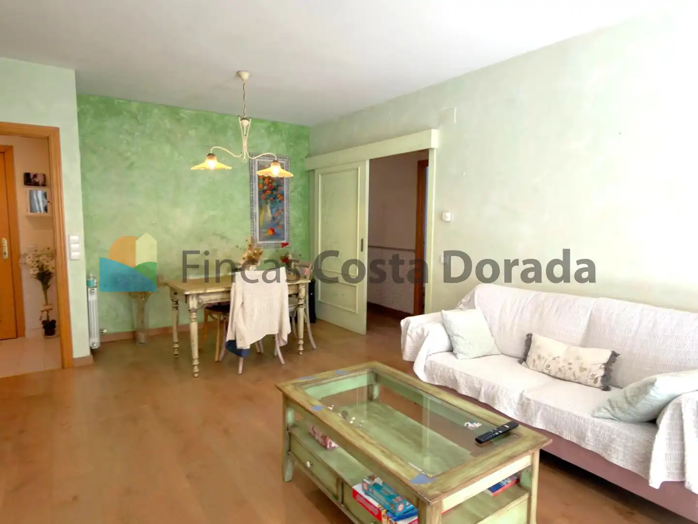 Wohnzimmer von Wohnung zum Verkauf in Cubelles mit Klimaanlage, Heizung und Terrasse