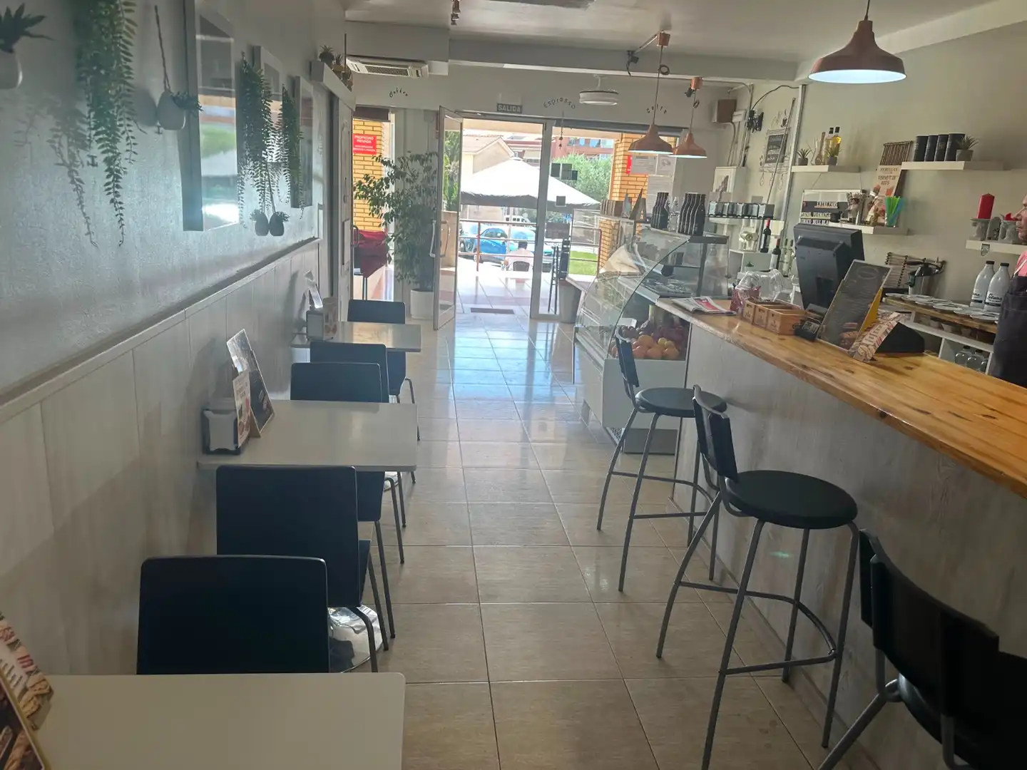 Business premises for transfer in Ca n'Oriol, imagen 7