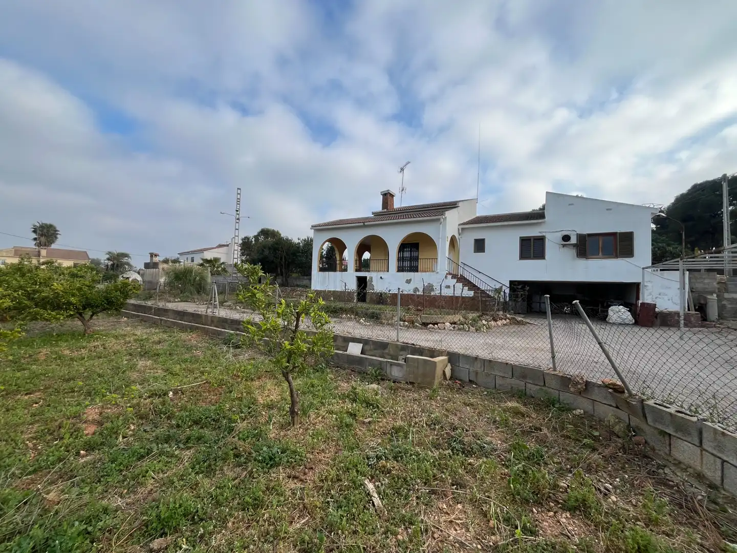 Casa o chalet en venta en Sagunto / Sagunt con Jardín privado, Terraza y Trastero