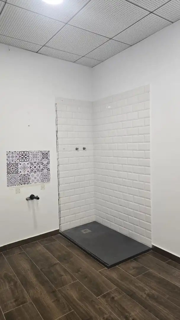 Baño de Local en venta en Sant Pere de Ribes con Aire acondicionado y Calefacción