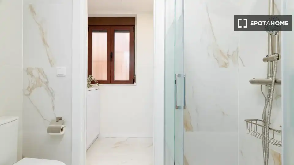 Piso en alquiler en Ciutat Vella, imagen 5