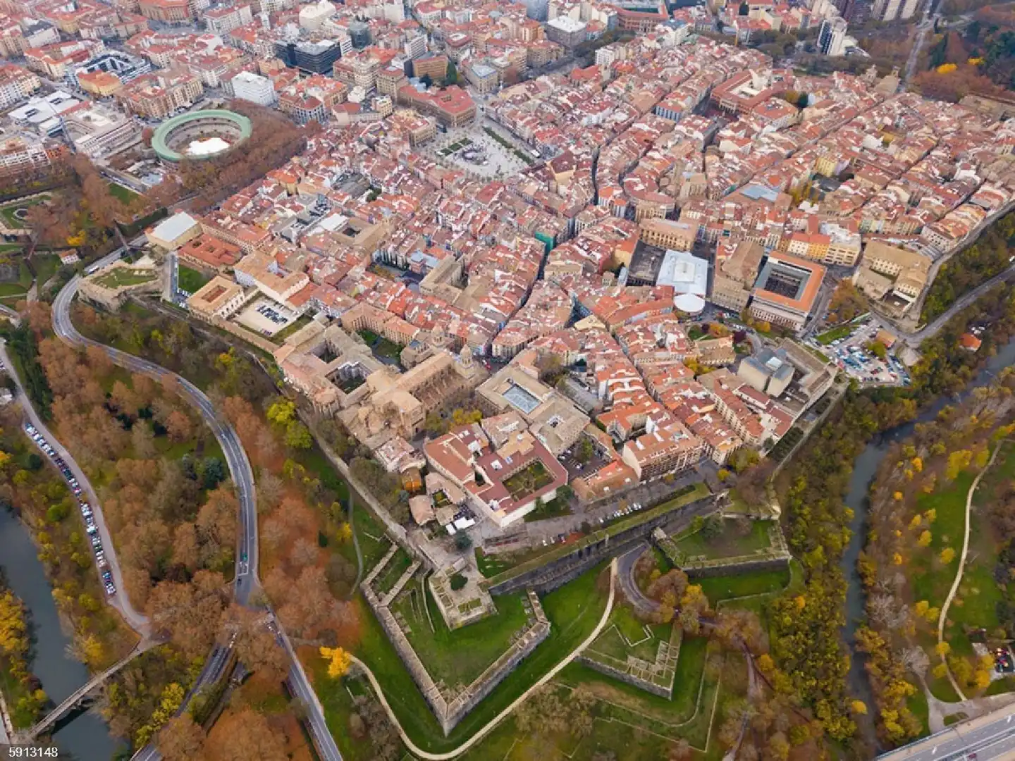 Vista exterior de Pis en venda en  Pamplona / Iruña amb Terrassa