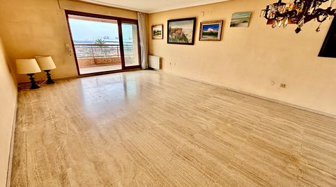 Foto 5 de Piso en venta en Avinguda Oscar Espla, Ensanche - Diputación, Alicante / Alacant