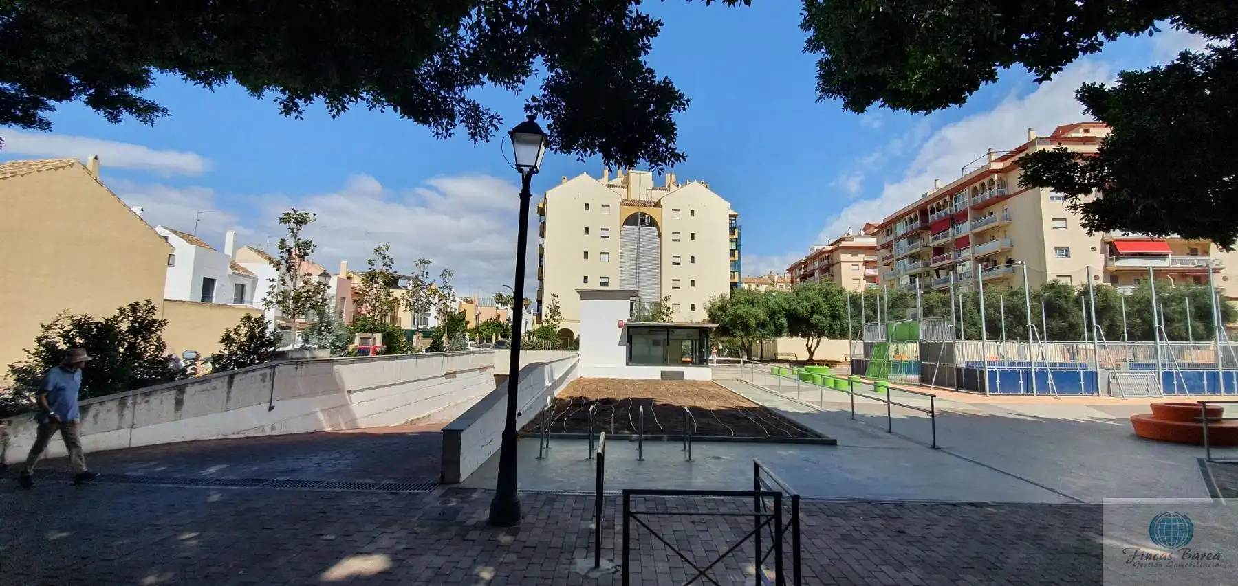 Garaje en venta en Los Boliches
