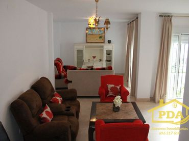 House with balcony for sale in Palma del Río