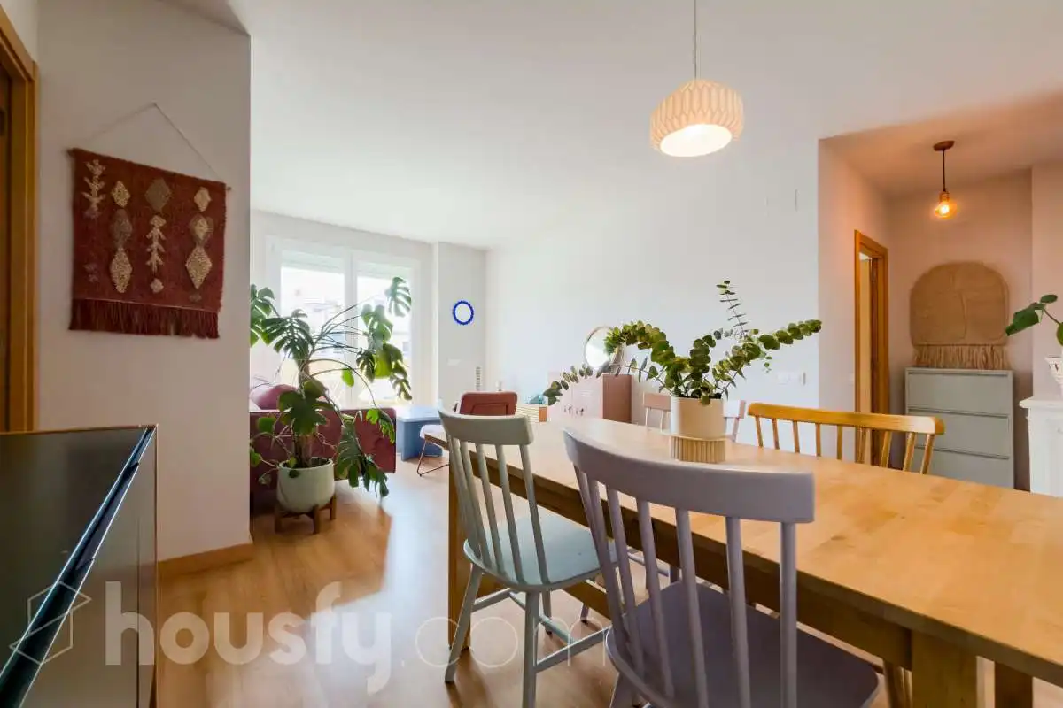Comedor de Piso en venta en Badalona con Aire acondicionado, Calefacción y Terraza