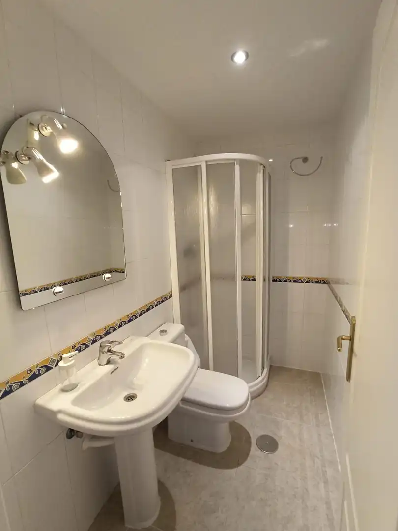 Bathroom of Flat for rent in Molina de Segura  with Air Conditioner, Private garden and Terrace