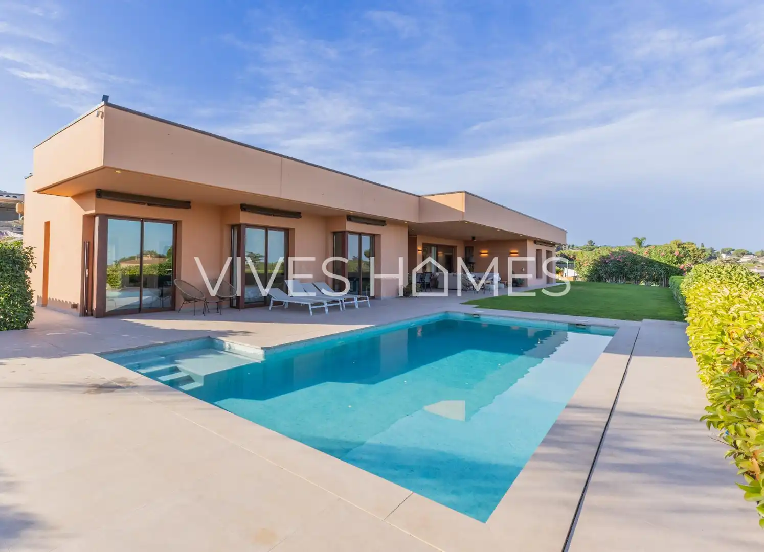Piscina de Casa o chalet en venta en Sant Vicenç de Montalt con Aire acondicionado, Calefacción y Jardín privado