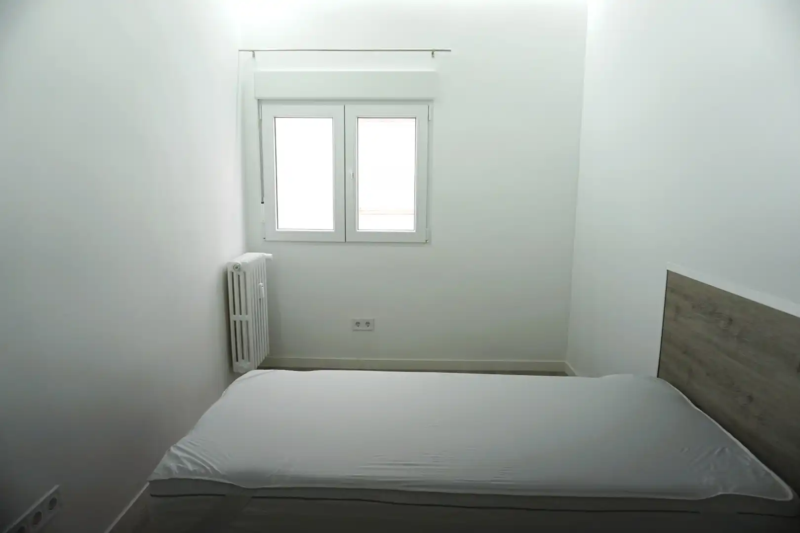 Dormitori de Pis per a compartir en Ávila amb Calefacció, Terrassa i Moblat