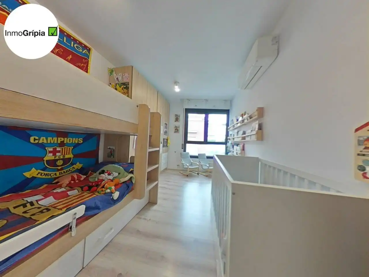 Bedroom of Houses for sale in Terrassa  with Air Conditioner, Heating and Terrace
