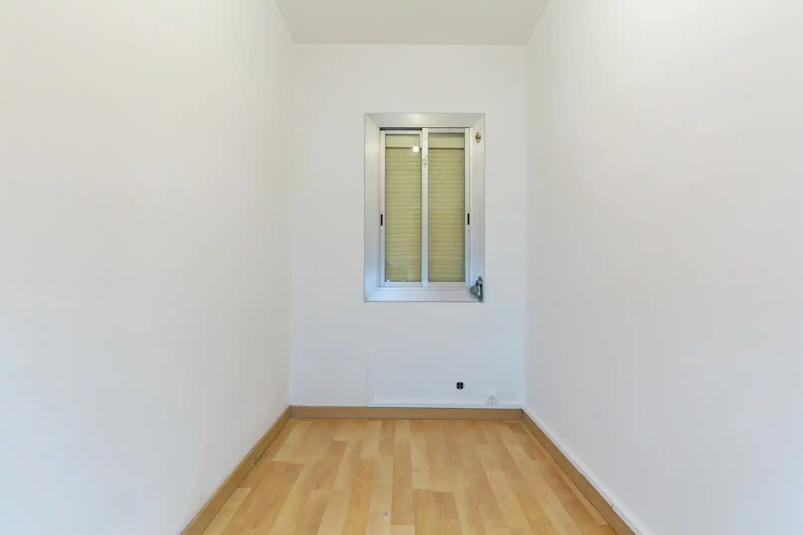 Dormitori de Pis en venda en Esplugues de Llobregat amb Aire condicionat, Calefacció i Alarma
