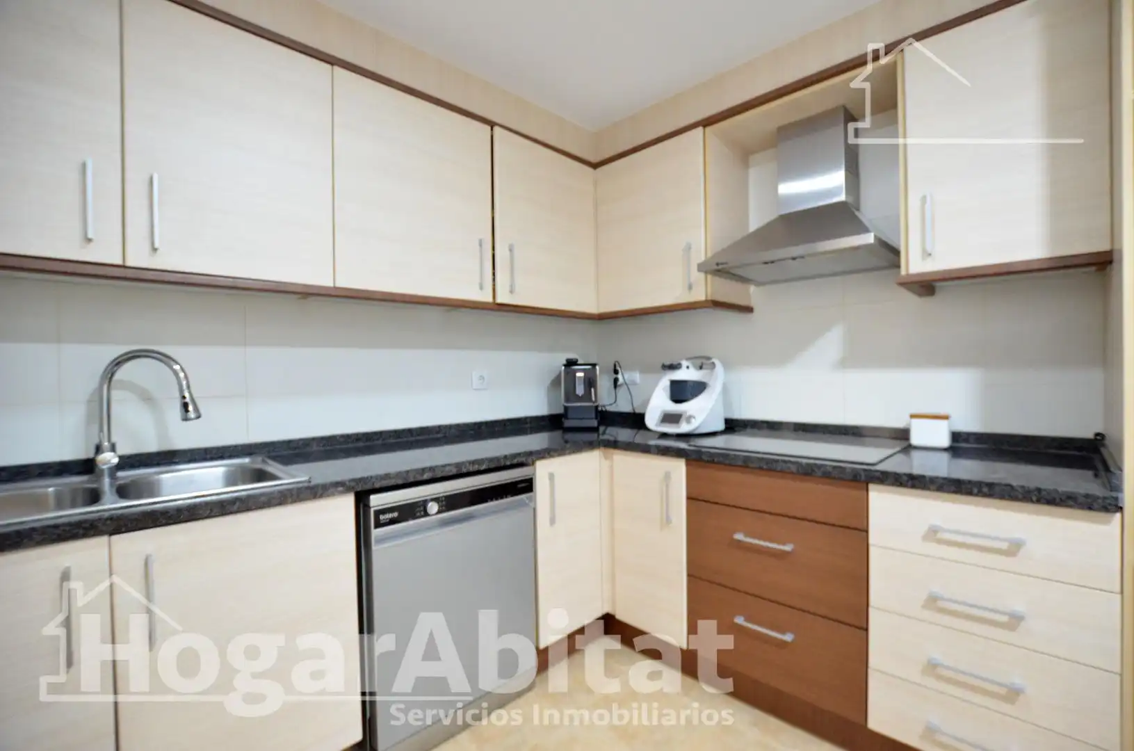 Cocina de Piso en venta en Tavernes de la Valldigna con Balcón