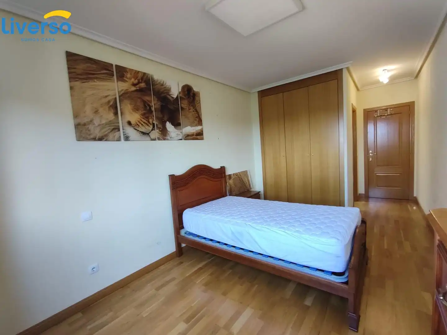 Habitación de Piso de alquiler en Burgos con Calefacción, Trastero y Amueblado