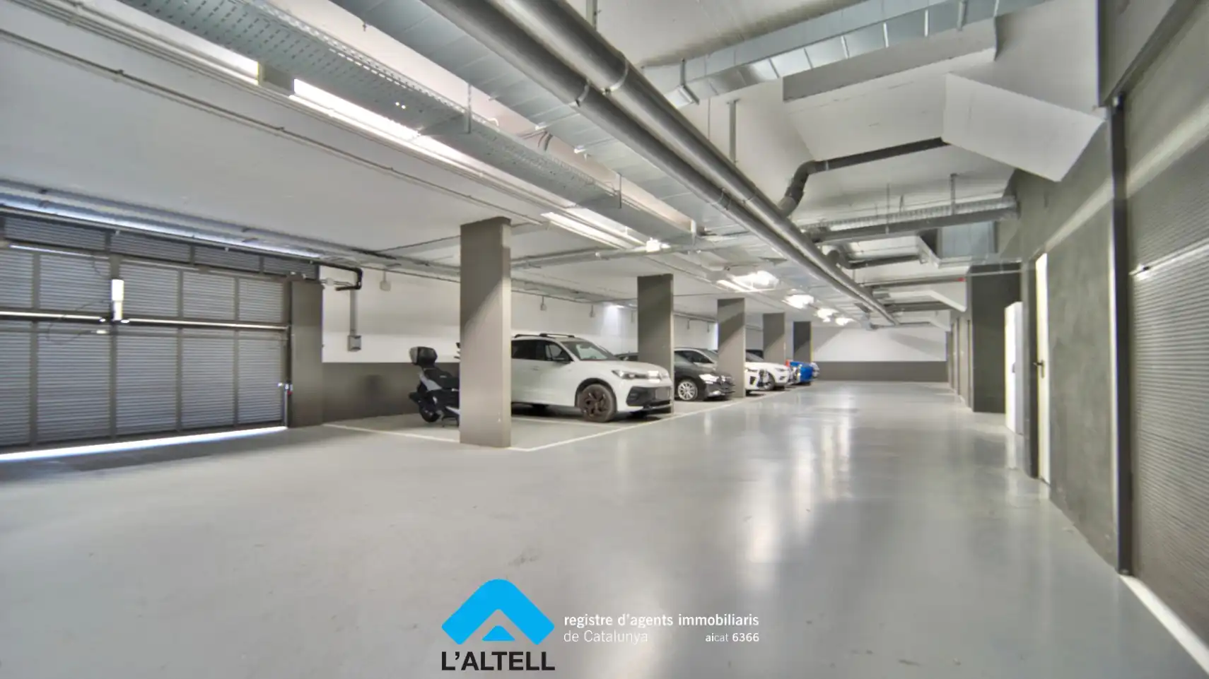 Parking de Ático en venta en L'Ametlla del Vallès con Aire acondicionado, Calefacción y Jardín privado