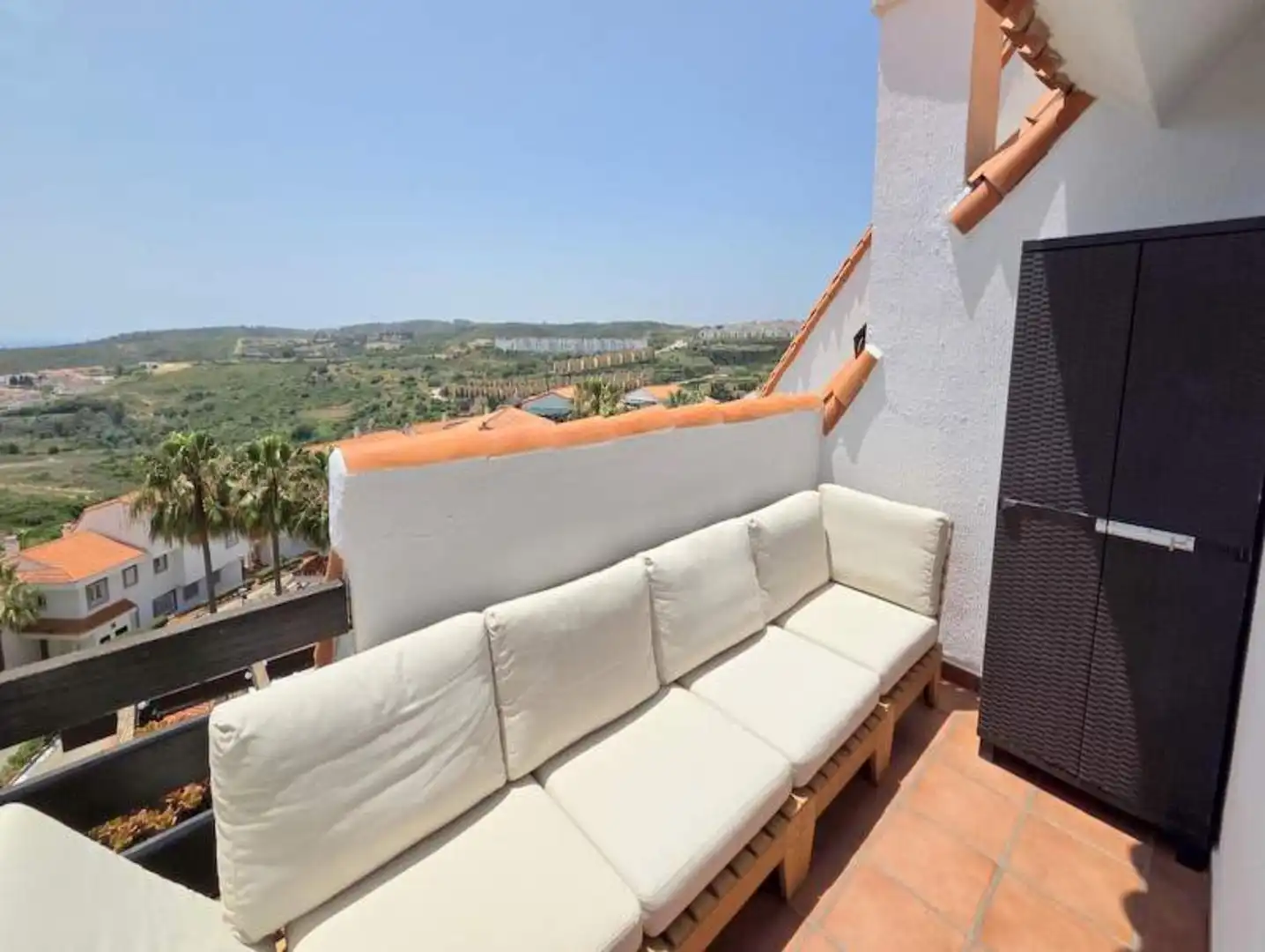 Terrasse von Dachboden zum Verkauf in Manilva mit Klimaanlage, Terrasse und Möbliert