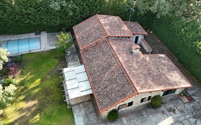 Vista exterior de Casa o xalet en venda en Cuacos de Yuste amb Aire condicionat, Calefacció i Jardí privat