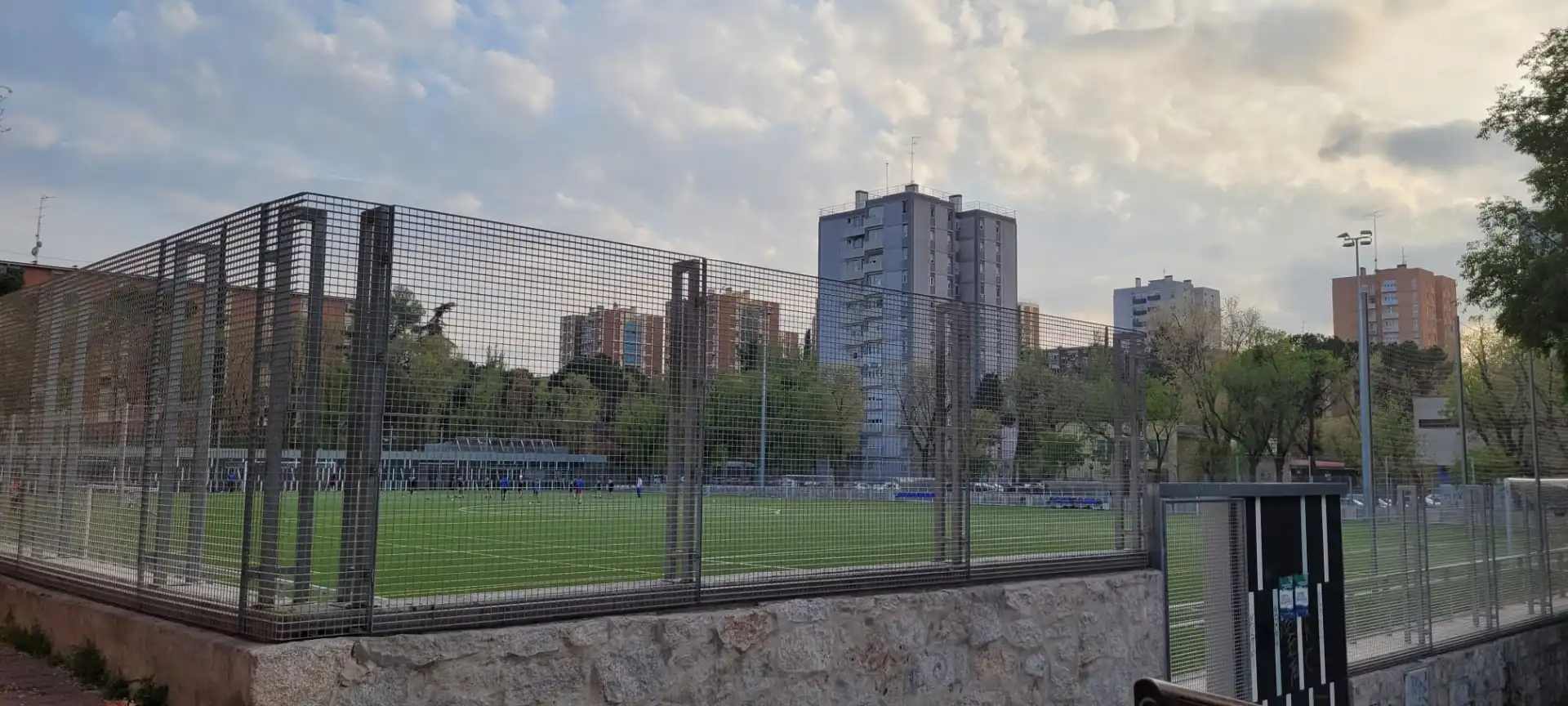 Exterior view of Flat for sale in Madrid  with Terrace and Furnished