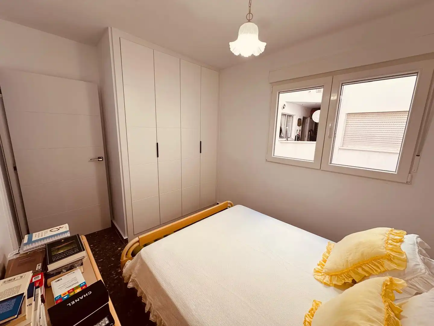 Dormitori de Apartament en venda en Benidorm amb Aire condicionat, Calefacció i Terrassa