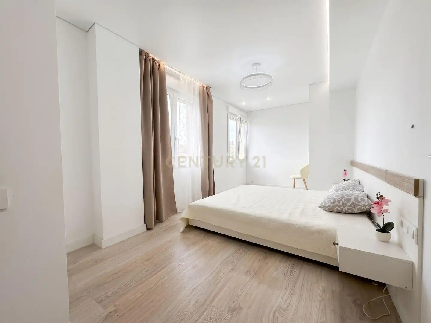 Apartament amb ascensor en venda a Avenida Doctor Gregorio Marañón, Torrevieja, Spain 68, imagen 2