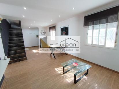 Sala d'estar de Casa o xalet en venda en Chipiona