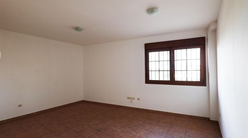 Foto 2 de Piso en venta en Colmenarejo, Madrid