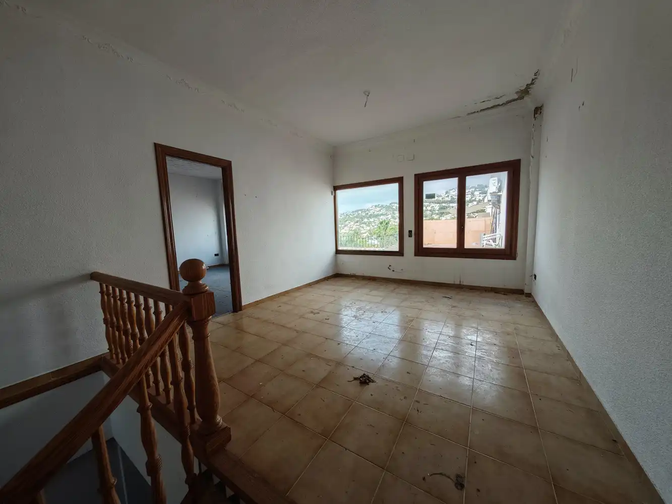 Wohnzimmer von Geschaftsraum zum Verkauf in Moraira mit Terrasse