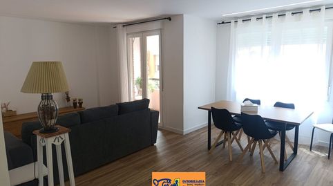 Foto 3 de Piso de alquiler en Valdepeñas, Ciudad Real
