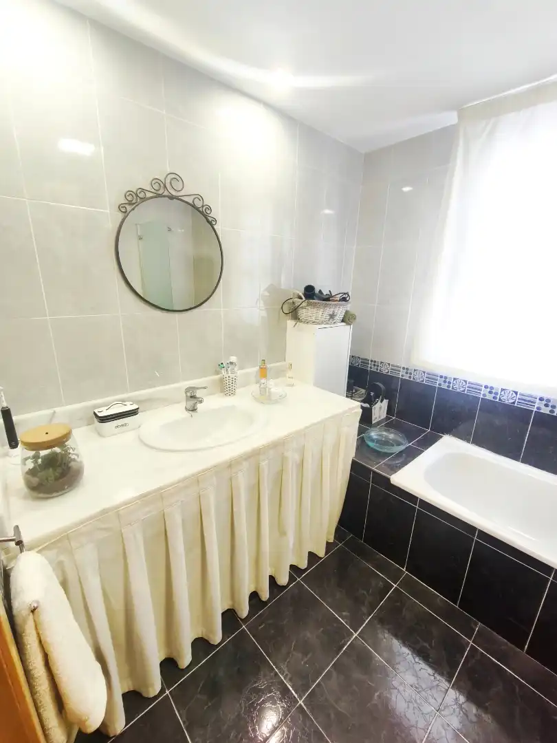 Bathroom of Houses for sale in Arroyomolinos (Madrid)  with Heating, Private garden and Terrace