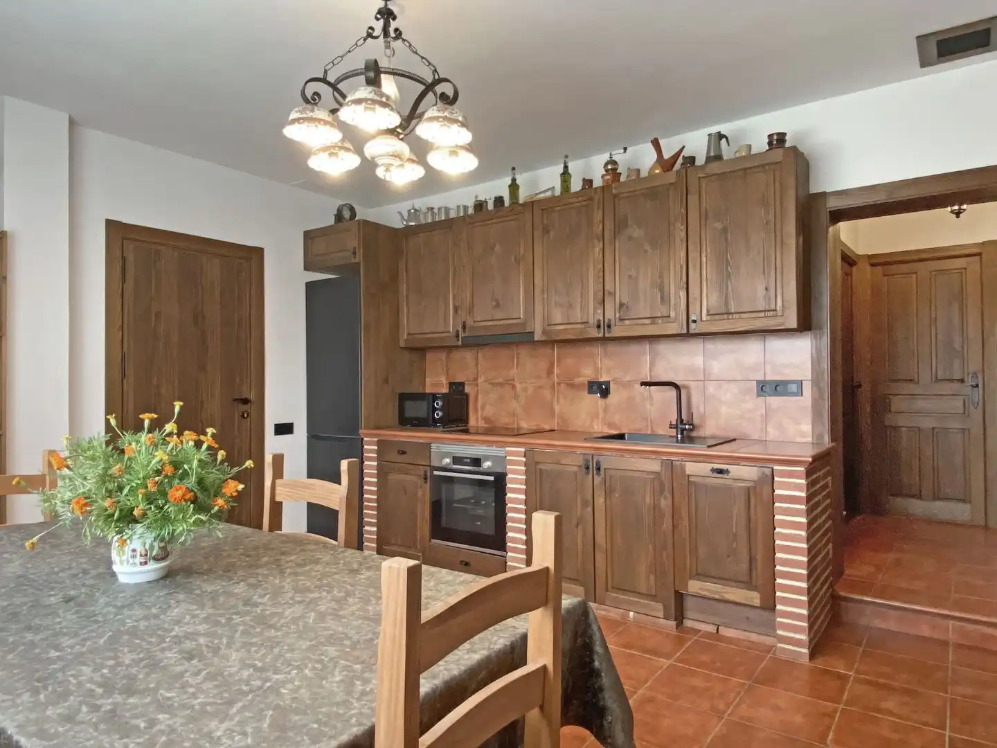 Cocina de Casa o chalet en venta en Sant Vicenç Dels Horts con Aire acondicionado, Terraza y Piscina