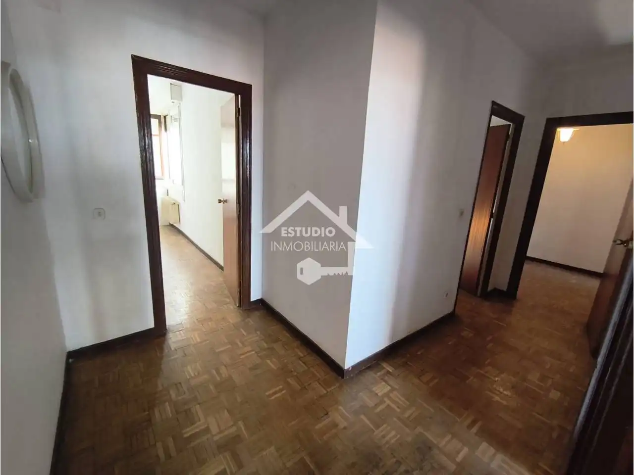 Piso en venta en Mendavia con Calefacción, Parquet y Terraza
