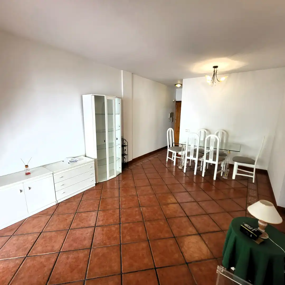 Menjador de Planta baixa en venda en Estepona amb Jardí privat, Terrassa i Piscina