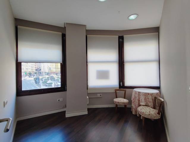 Oficina en Alquiler en Valencia - Calle SAN VICENTE MARTIR en Sant Francesc