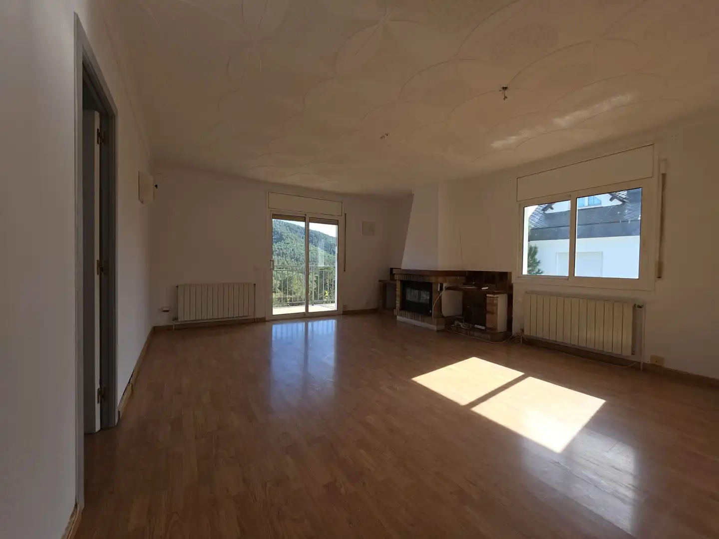 Villa con terrazza in vendita a Vallirana, imagen 2