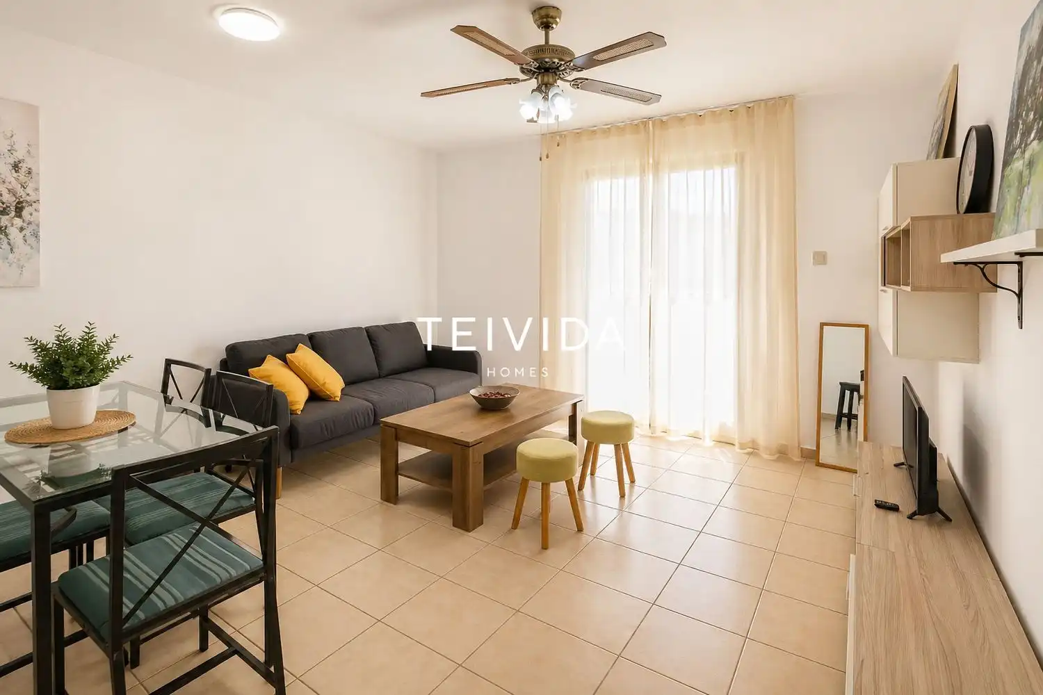 Living room of Flat for sale in San Miguel de Abona  with Terrace, Storage room and Swimming Pool