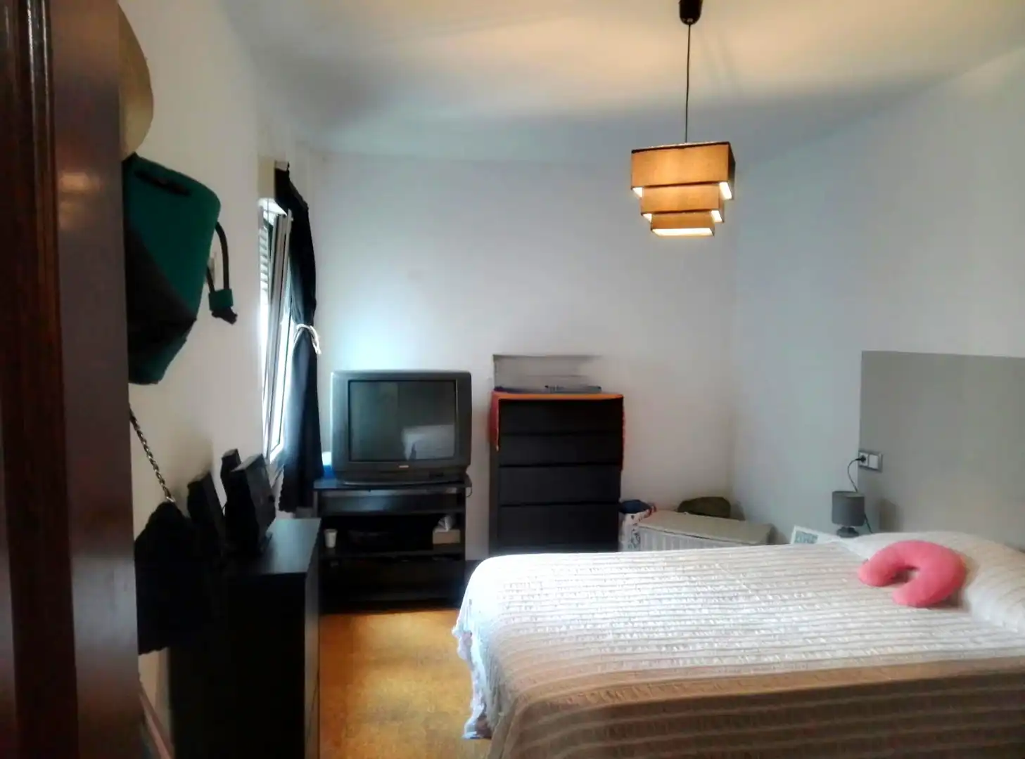 Habitación de Piso en venta en Gijón  con Terraza y Amueblado