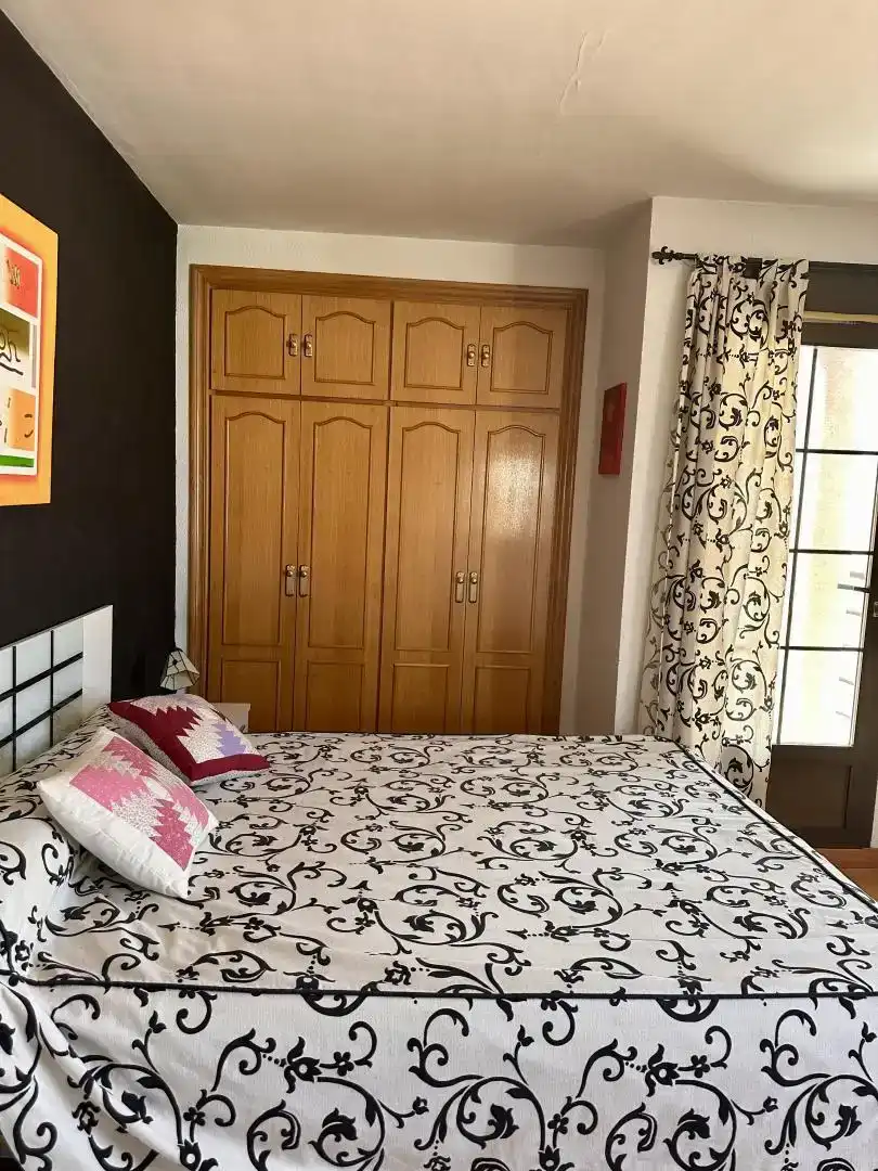 Habitación de Casa adosada en venta en Utiel con Aire acondicionado, Trastero y Balcón