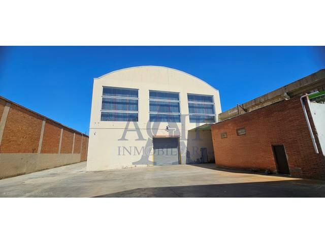 Nave industrial en Alquiler en Calle Travessia Industrial en Bellvitge