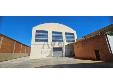 Industriegebäude zur Miete in Calle Travessia Industrial