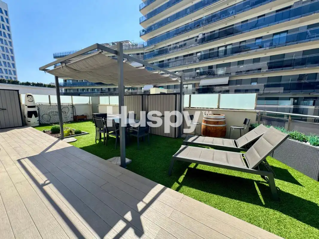 Flat with terrace for sale in Passeig Marítim