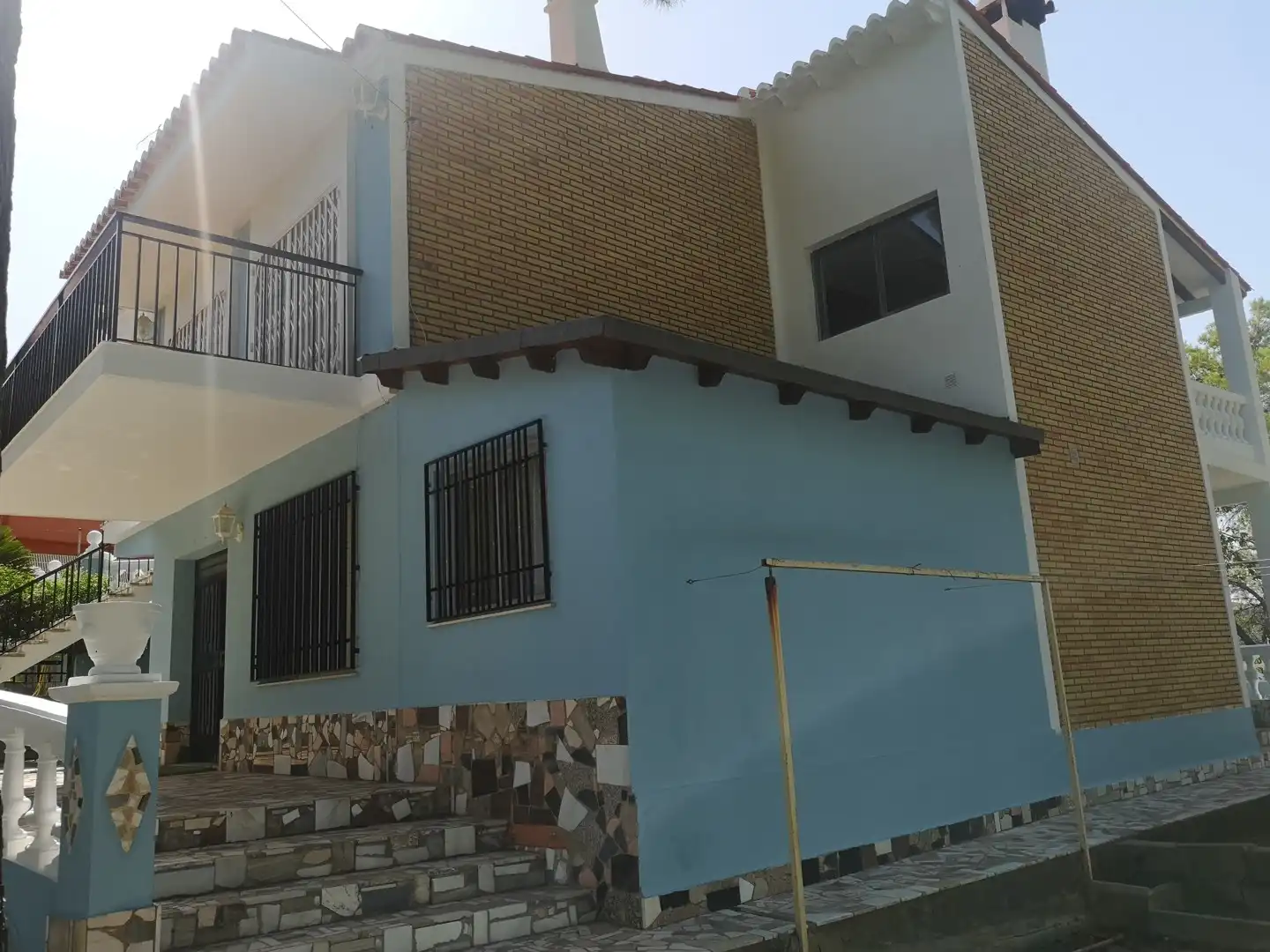 Vista exterior de Casa o chalet en venta en Alzira con Terraza, Trastero y Piscina