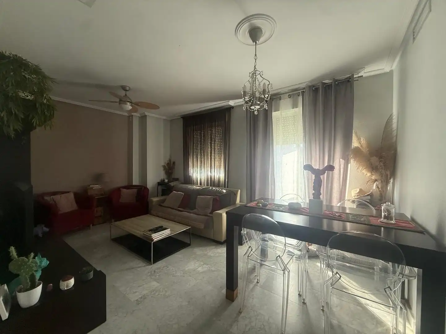 Sala de estar de Ático en venta en Mérida con Aire acondicionado y Terraza