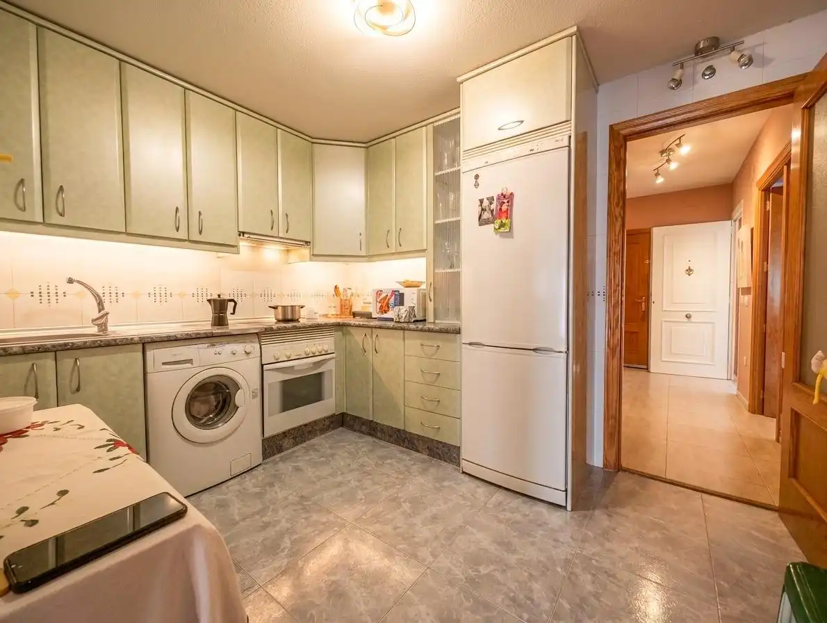 Cocina de Casa o chalet en venta en Argamasilla de Calatrava con Aire acondicionado, Calefacción y Amueblado