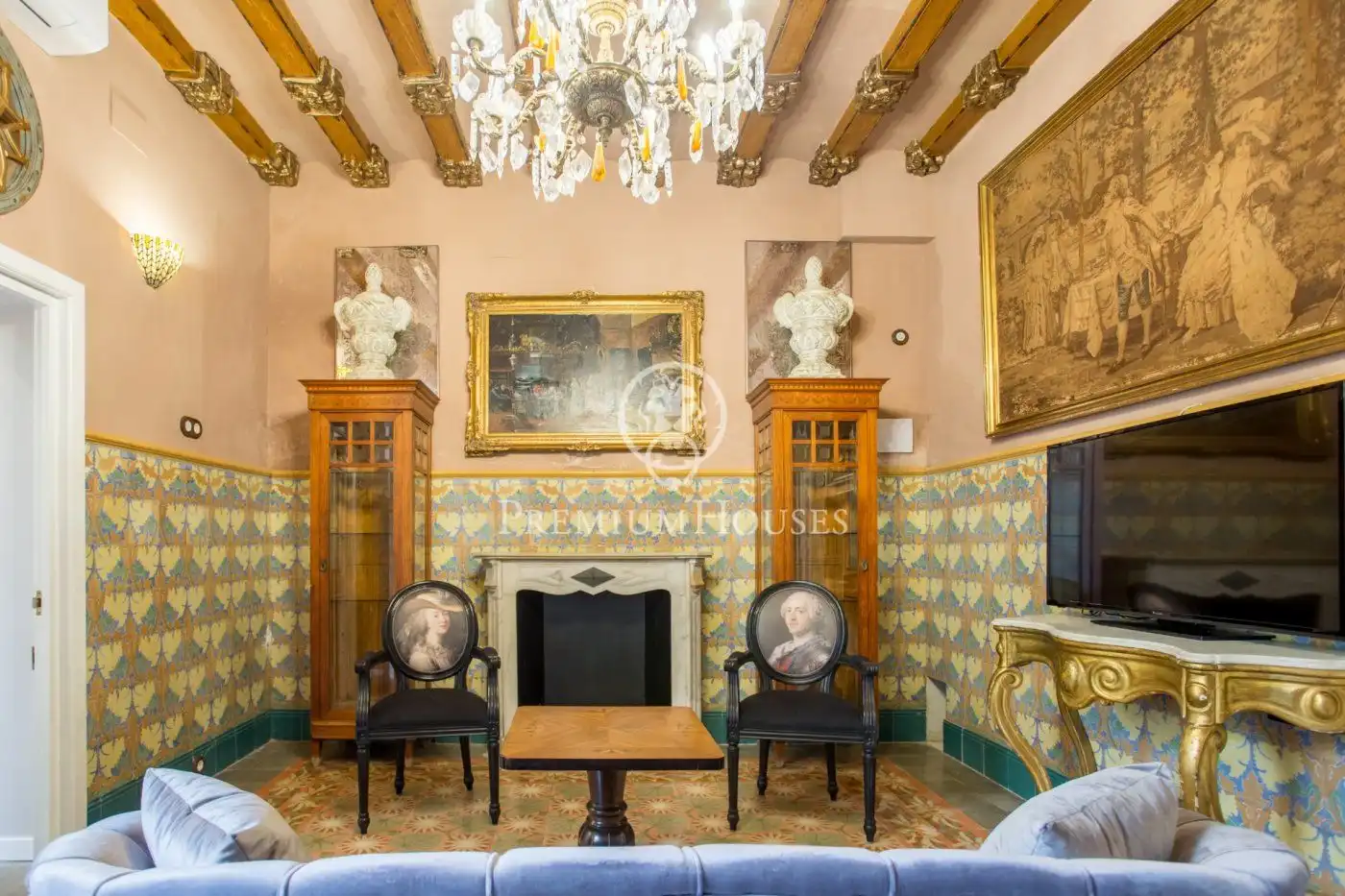 Living room of Country homes for sale in Canet de Mar  with Air Conditioner, Heating and Private garden