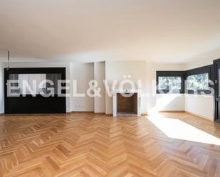 Living room of Apartment to rent in  Valencia Capital  with Air Conditioner, Heating and Terrace