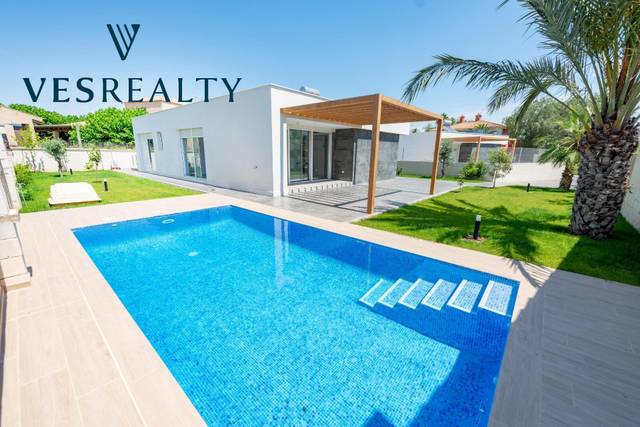 Casa-chalet en Venta en Calle Calle Fuente del Salmitre en La Font - Mezquitas