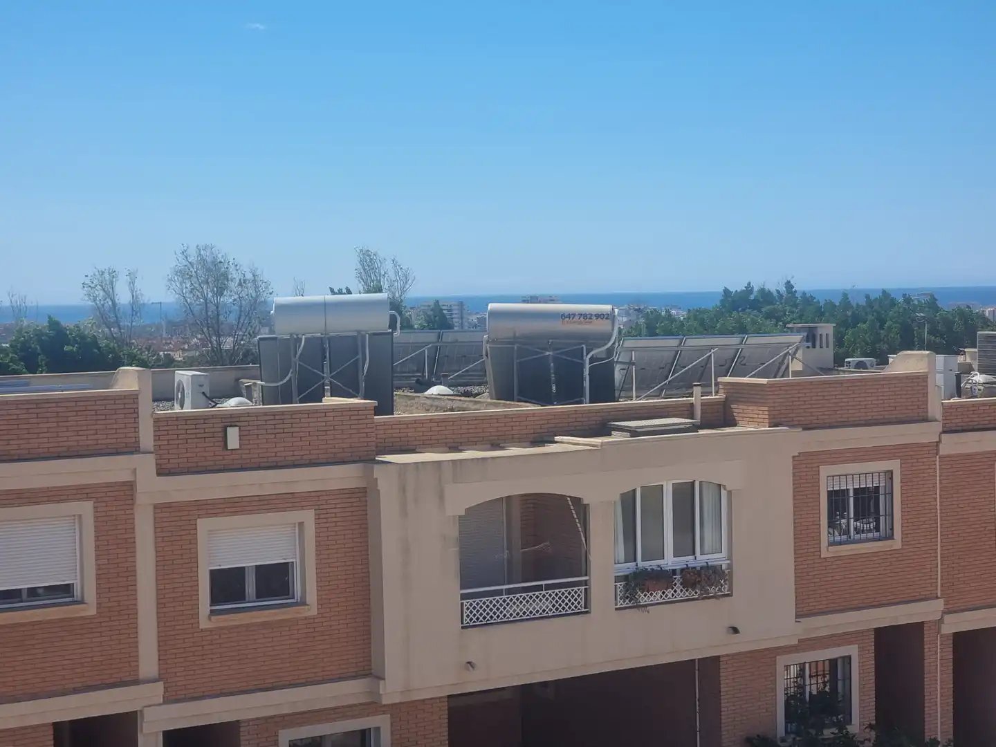 Terrassa de Casa o xalet en venda en Almería amb Aire condicionat, Calefacció i Jardí privat