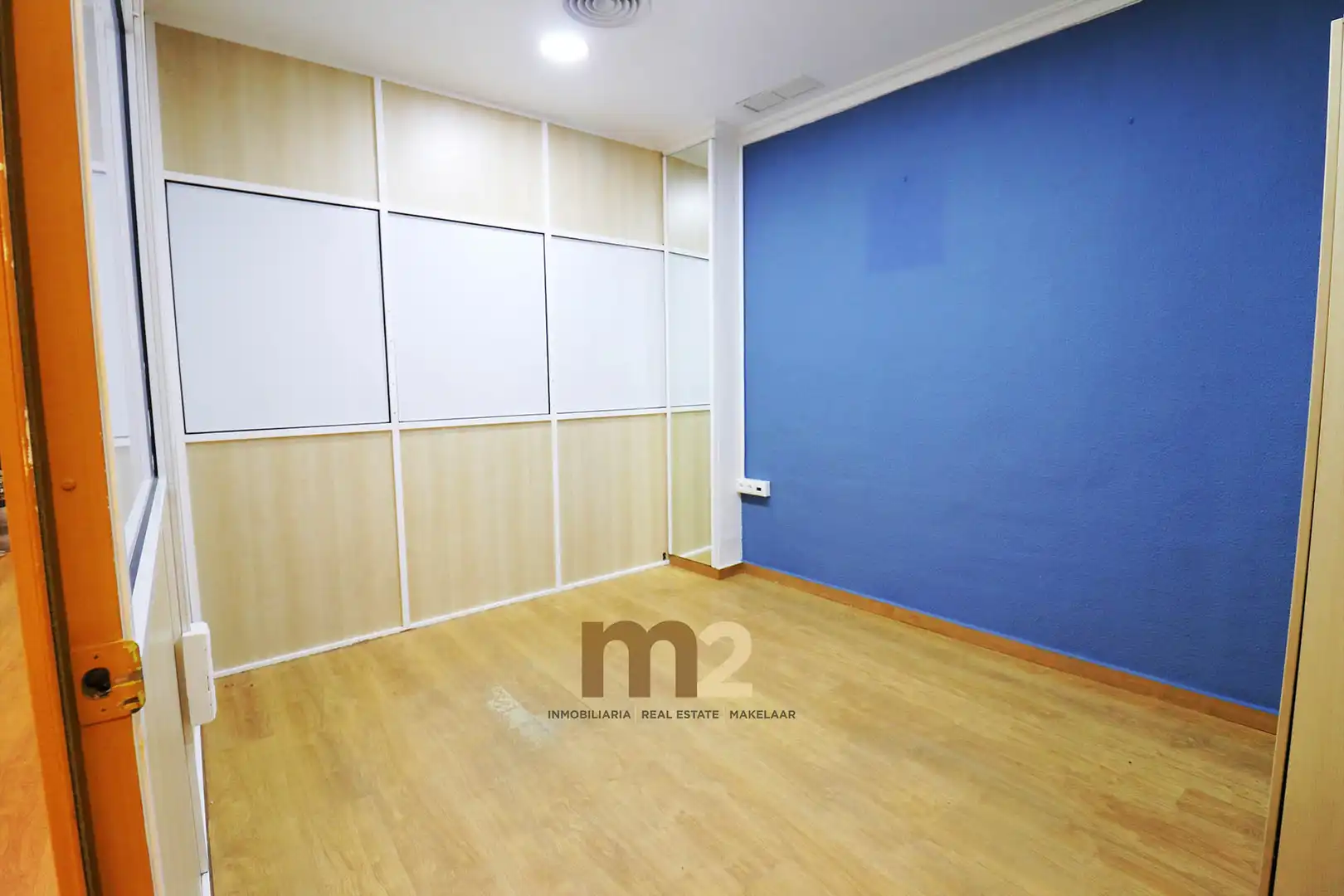 Local comercial en venta en Avinguda del País Valencià, imagen 8