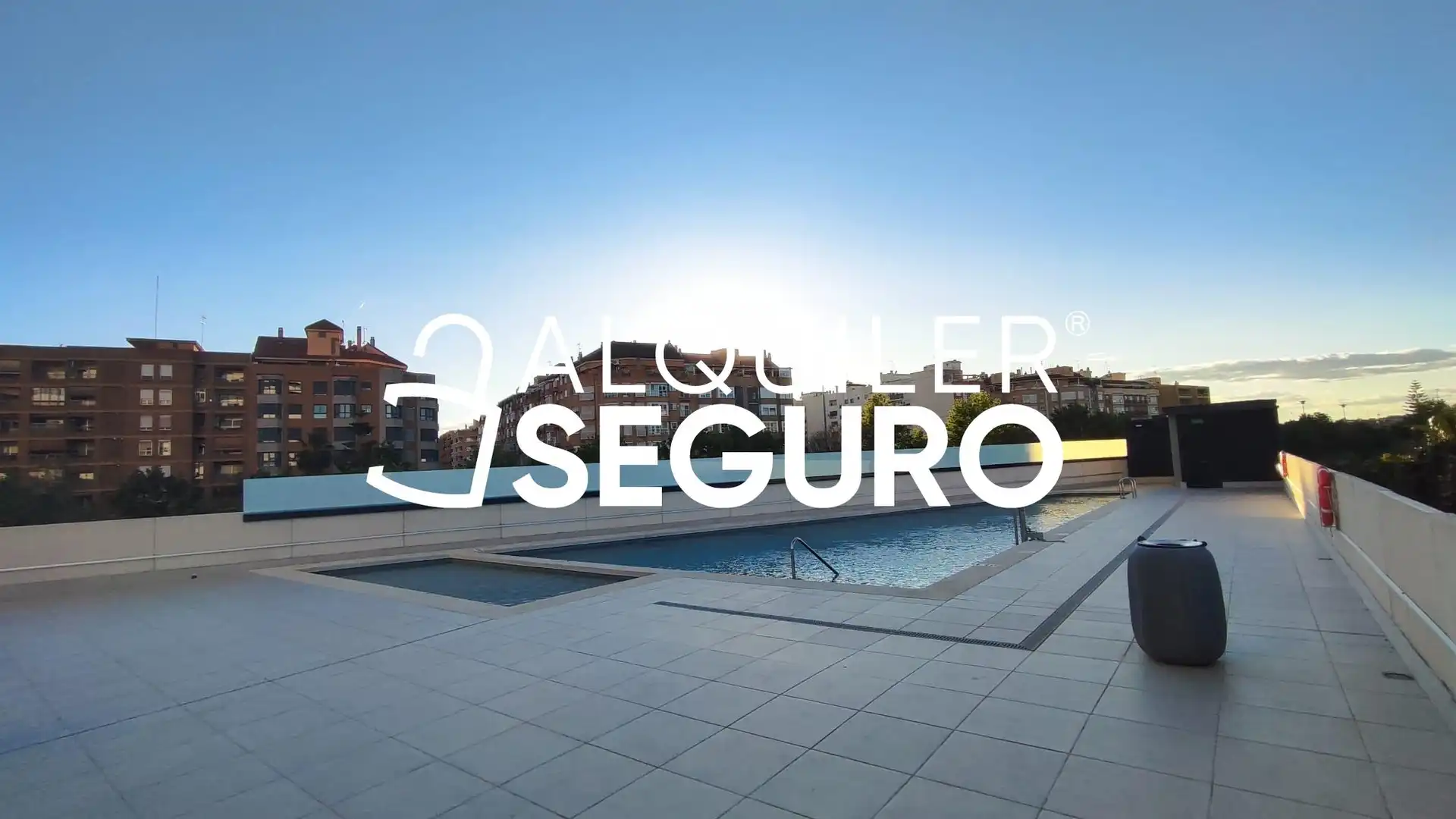 Piscina de Piso de alquiler en Valencia con Aire acondicionado, Terraza y Trastero