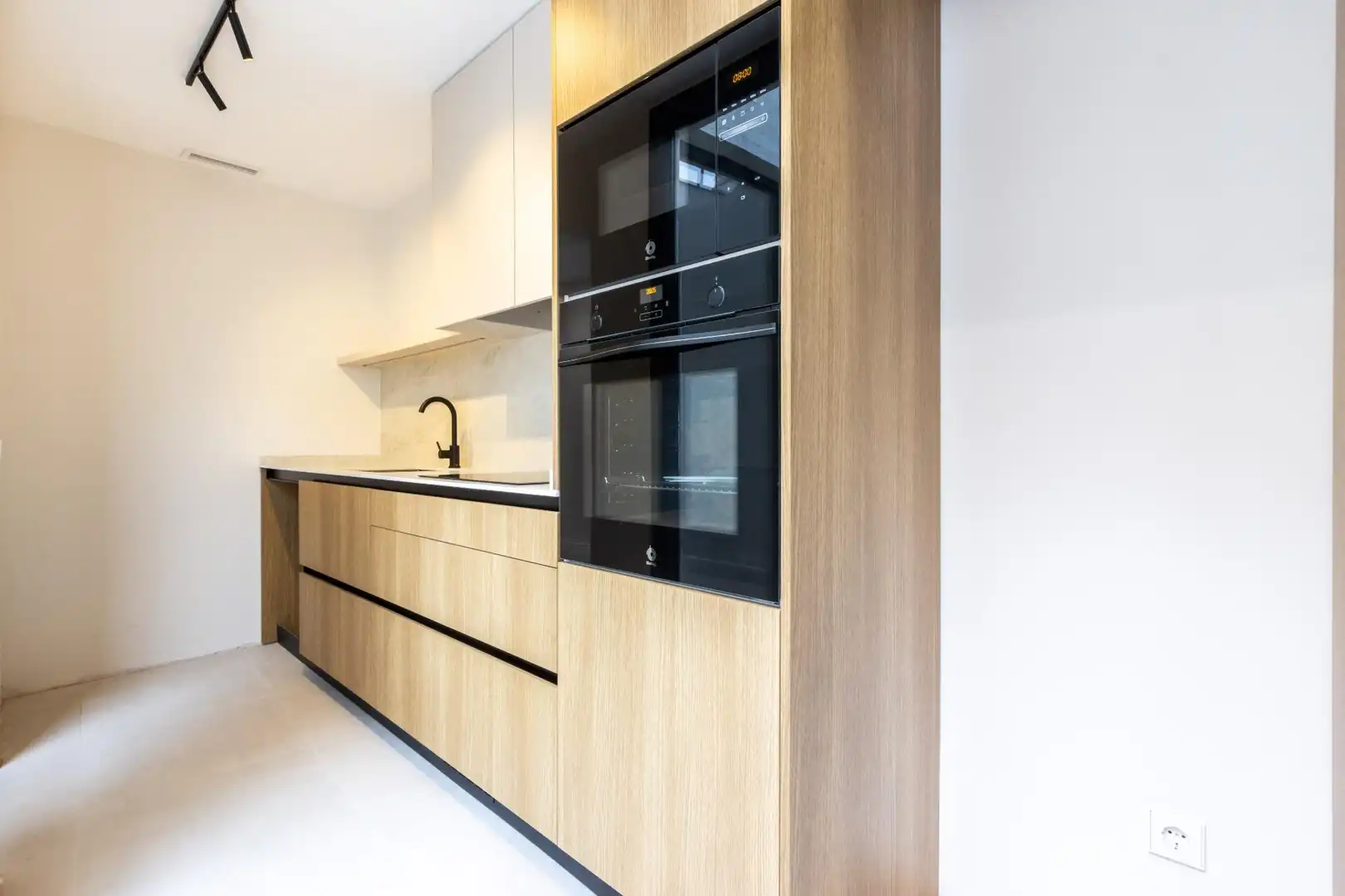 Kitchen of Houses for sale in Sabadell  with Terrace, Storage room and Alarm